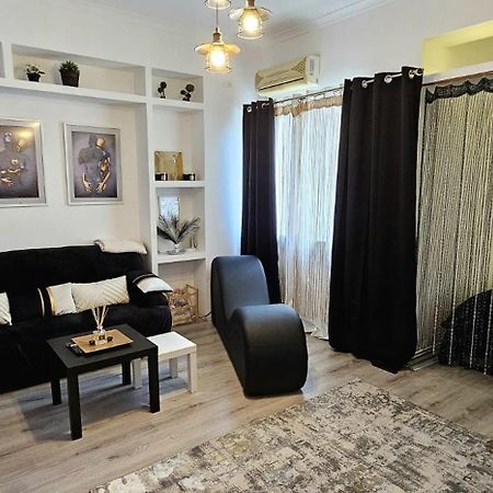 Tantra Studio 1 Conta Universitate Βουκουρέστι Εξωτερικό φωτογραφία